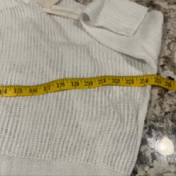 Vince Sweater Front Seam Open Knit Poncho Style Sweater NWT NEW XS - Picture 3 of 10